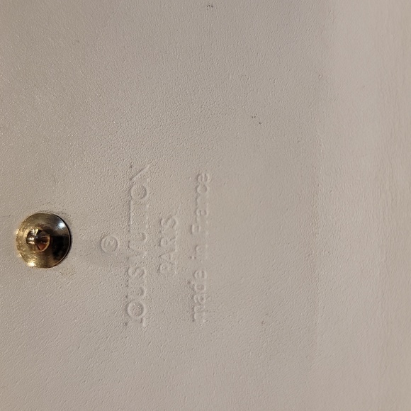 Authentic Louis Vuitton Vernis short wallet - Picture 9 of 11